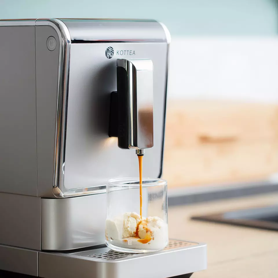 Design Produit - Innovation - Design Industriel -Modélisation CAO 3D - Demaneo, agence de design industriel Lyon - Design de machines a café - Coffee maker - Design de produits high-tech electromenager.