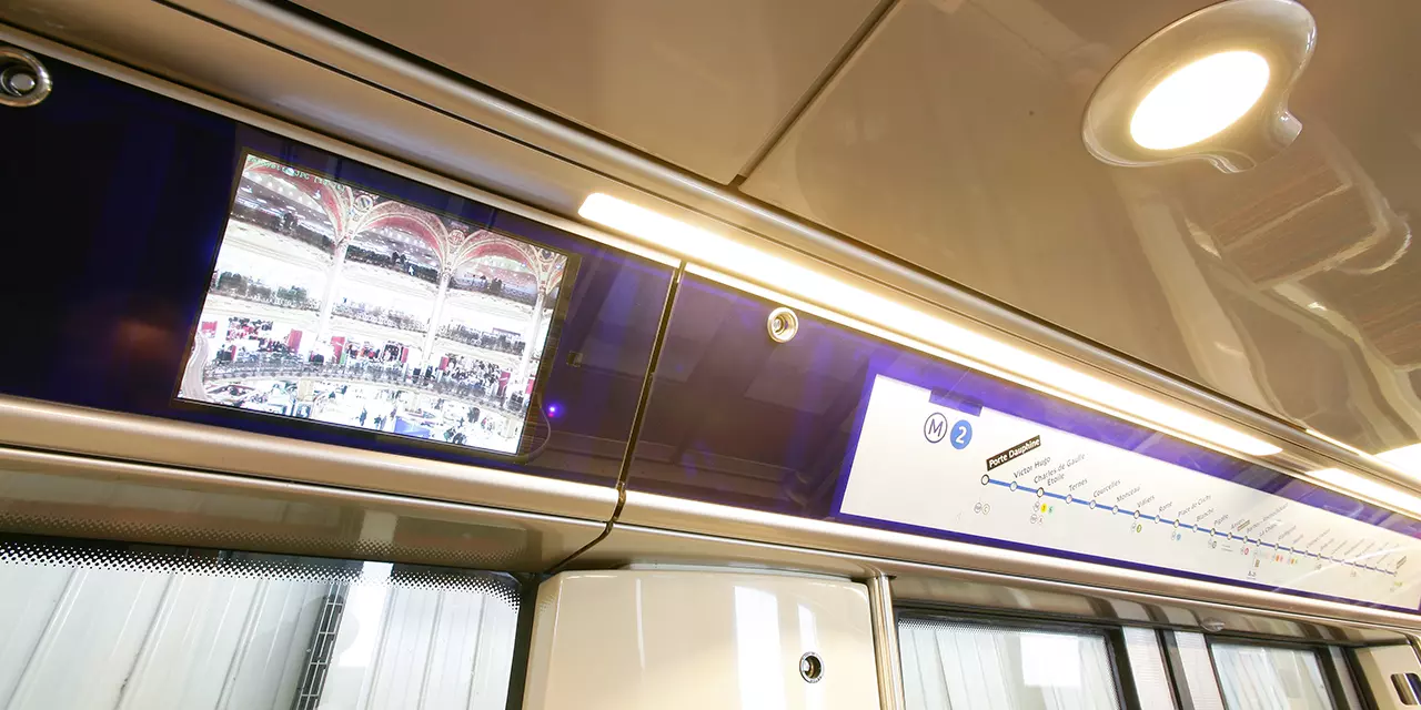 Design Transport - Design Metro -Design Public -Conception de biens d'équipement pour l'industrie - Étude de faisabilité industrielle - Design Produit-Innovation-Design Industriel -Projet Demaneo - Agence de design industriel Lyon - 